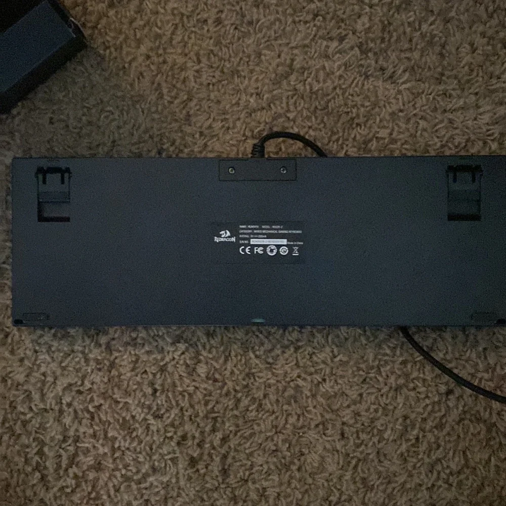 This is a red dragon gaming keyboard. That he’s LED lights